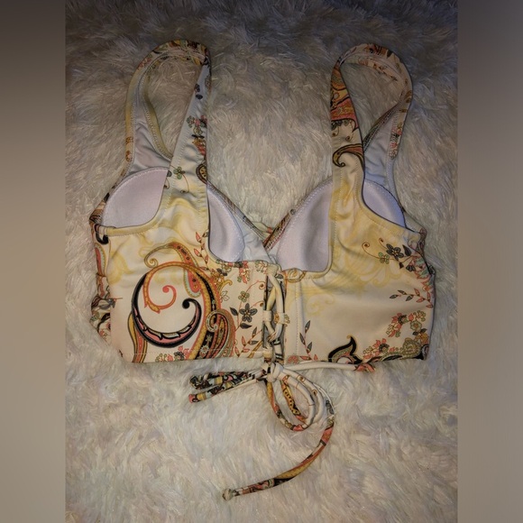 Paisley Print Bikini Top Size Small - Picture 8 of 9